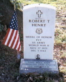 GRAVE ROBERT T HENRY