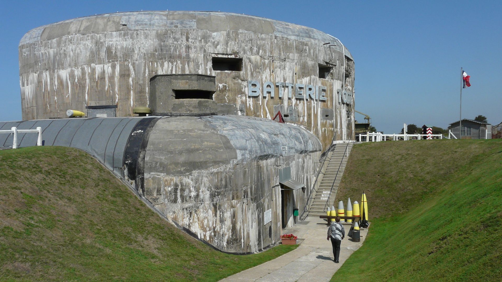 Batterie Todt Museum outside view.