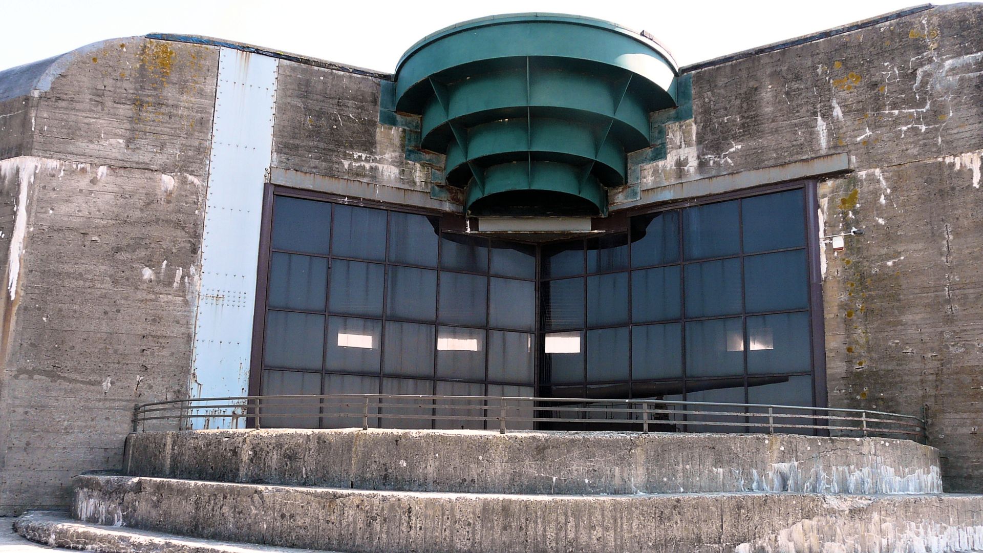 Batterie Todt Museum outside view.