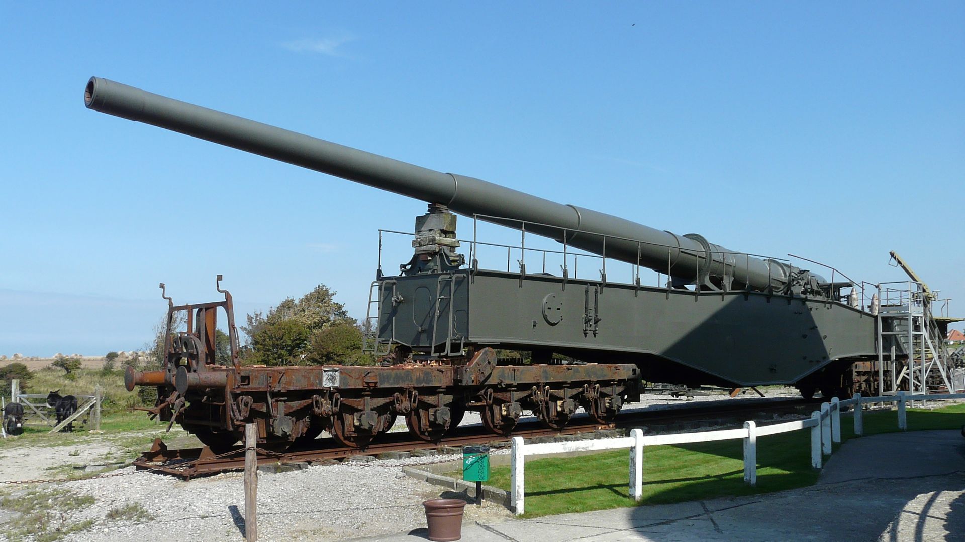 Batterie Todt Museum railway gun K5.