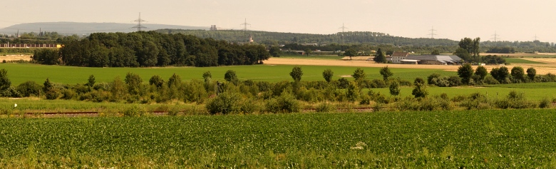 VIEW TOWARDS FRNZERBURG 