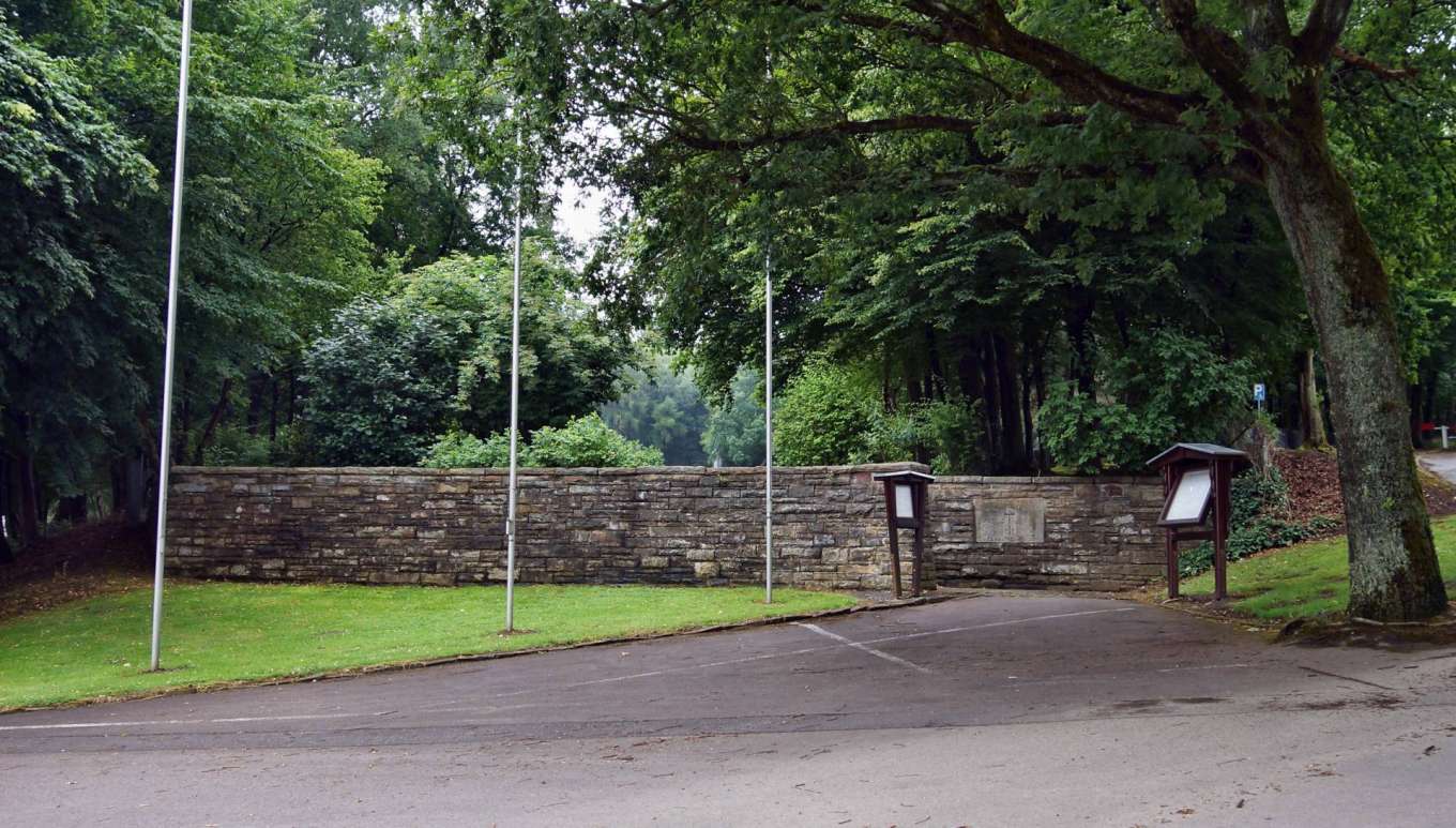 Cemetery of Honor / Ehrenfriedhof Hürtgen