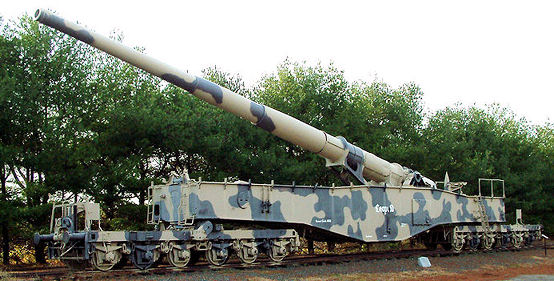 GERMAN LEOPARD RAILWAY GUN