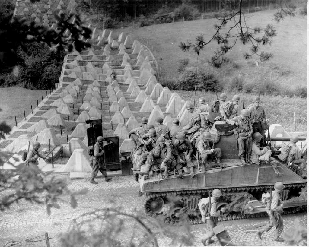 39th Inf. crossing Siegfried Line