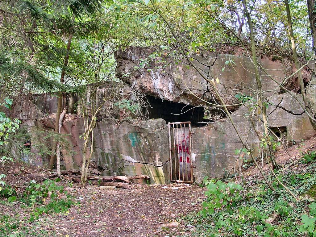 Pillbox #370 at Bergstein